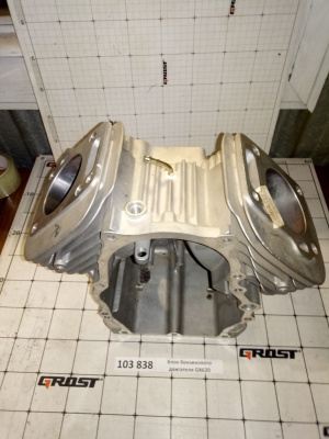Блок бензинового двигателя GX620